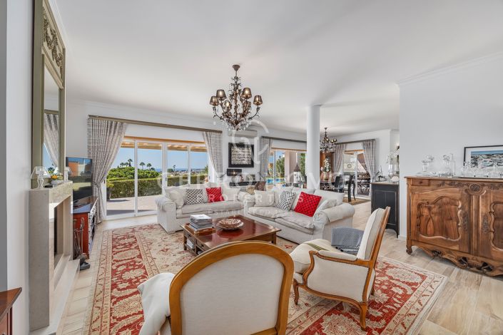Image No.4-4 Bed Villa for sale