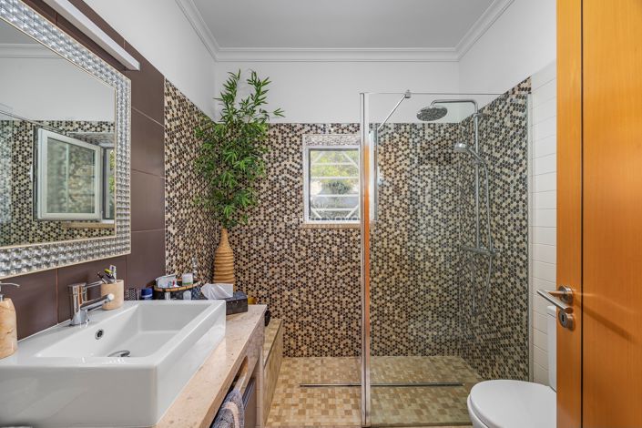 Image No.39-4 Bed Villa for sale