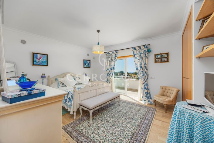 Image No.5-4 Bed Villa for sale