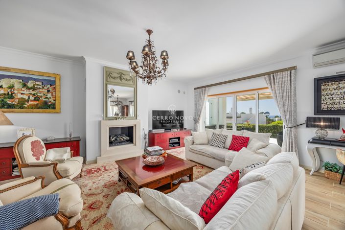 Image No.48-4 Bed Villa for sale