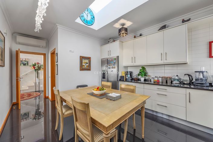 Image No.52-4 Bed Villa for sale