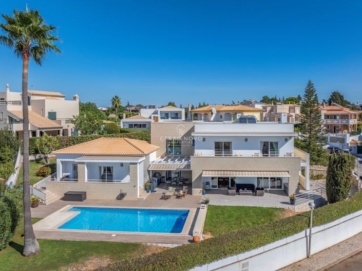 Image No.53-4 Bed Villa for sale