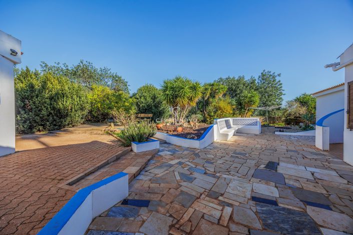 Image No.20-5 Bed Villa for sale