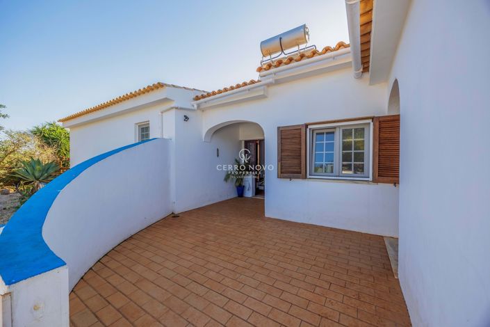 Image No.8-5 Bed Villa for sale