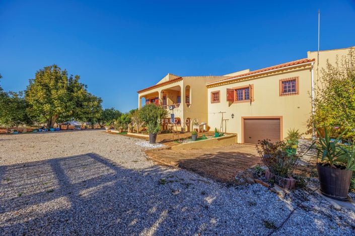 Image No.17-5 Bed Villa for sale