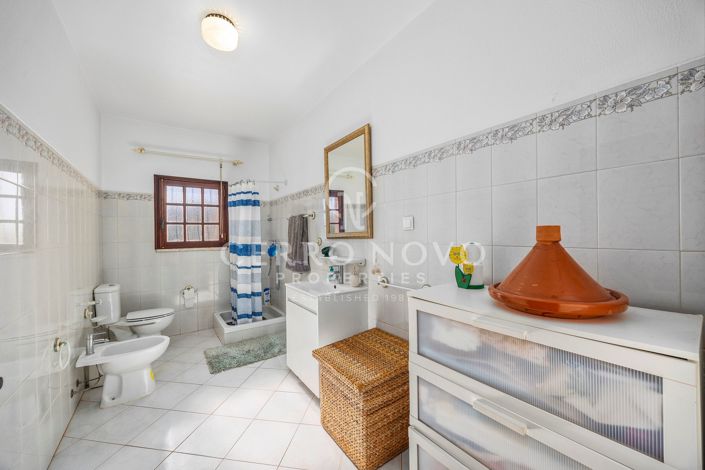 Image No.19-5 Bed Villa for sale