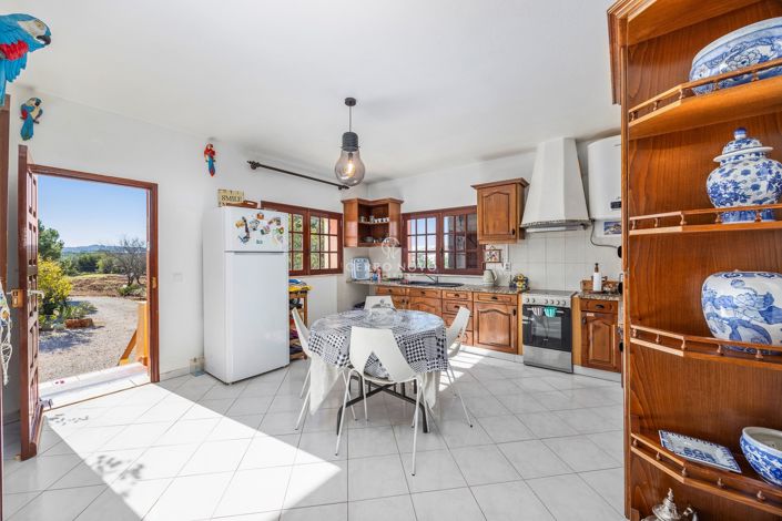 Image No.3-5 Bed Villa for sale