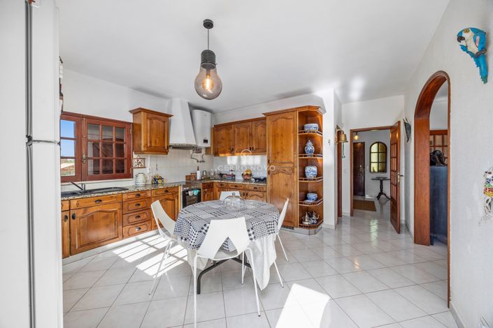 Image No.36-5 Bed Villa for sale