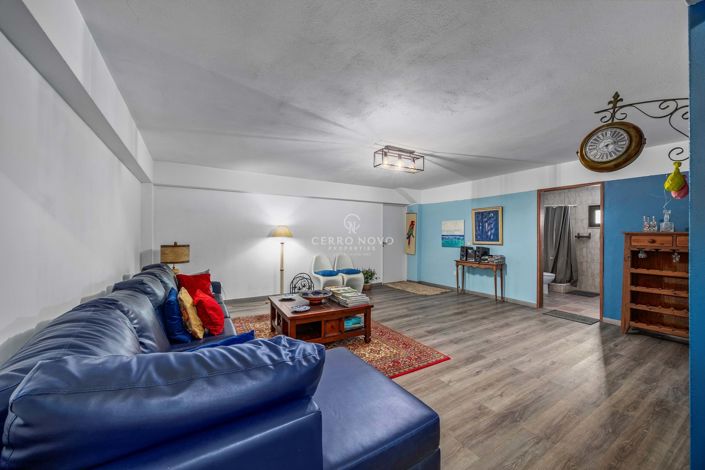 Image No.44-5 Bed Villa for sale