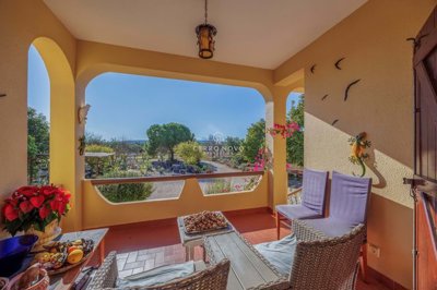 2419-359226-d4a7072701644bd18f6c9ffe77b802fa4