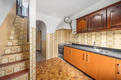 2419-358777-d4a7072701644bd18f6c9ffe77b802fa4