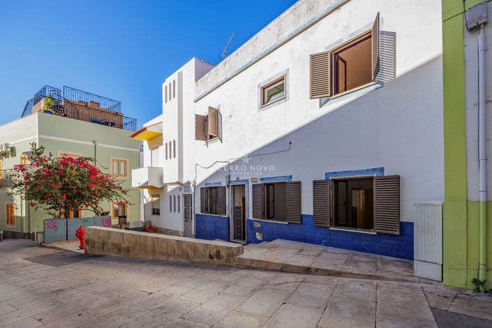 Image No.2-Maison de ville de 5 chambres à vendre à Albufeira