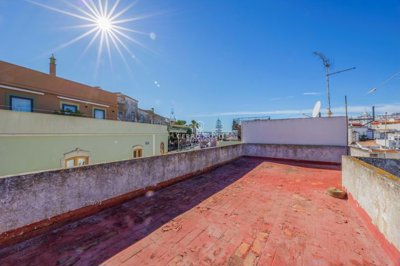 2419-358777-d4a7072701644bd18f6c9ffe77b802fa4