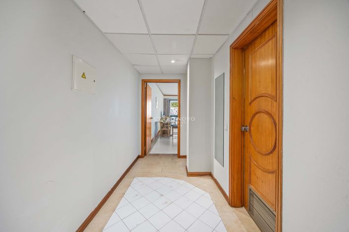 Image No.10-Apartment for sale