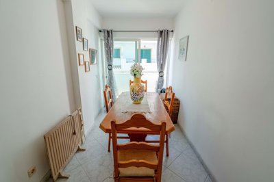 2419-357643-d4a7072701644bd18f6c9ffe77b802fa4