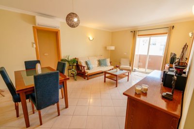 2419-361777-d4a7072701644bd18f6c9ffe77b802fa4