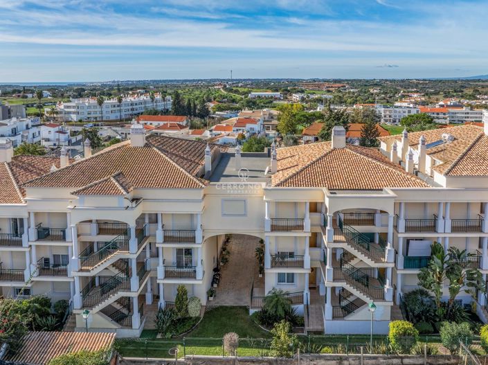 Image No.32-3 Bed Apartment for sale