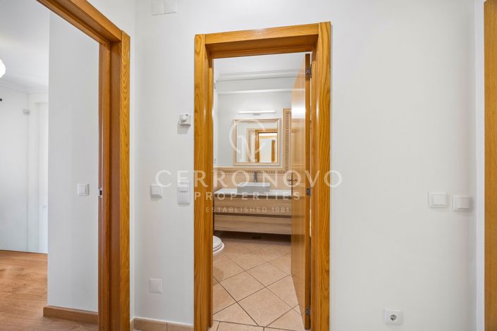 Image No.9-3 Bed Apartment for sale