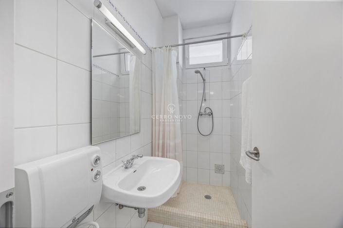 Image No.8-3 Bed Townhouse for sale