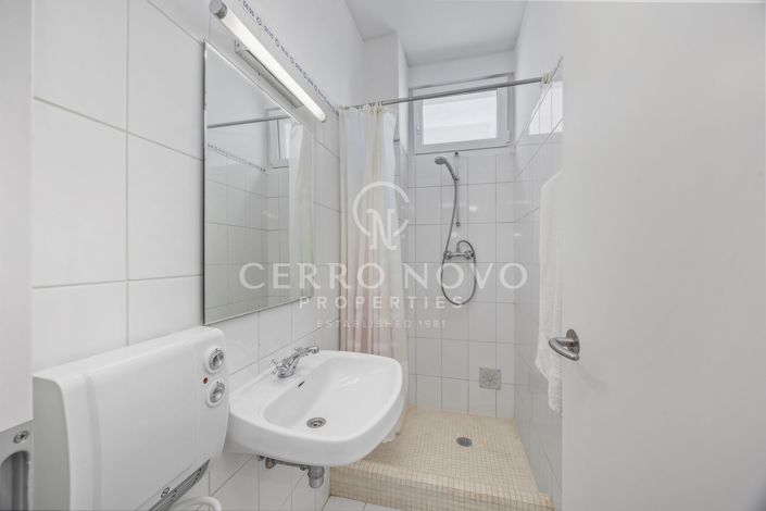 Image No.8-3 Bed Villa for sale