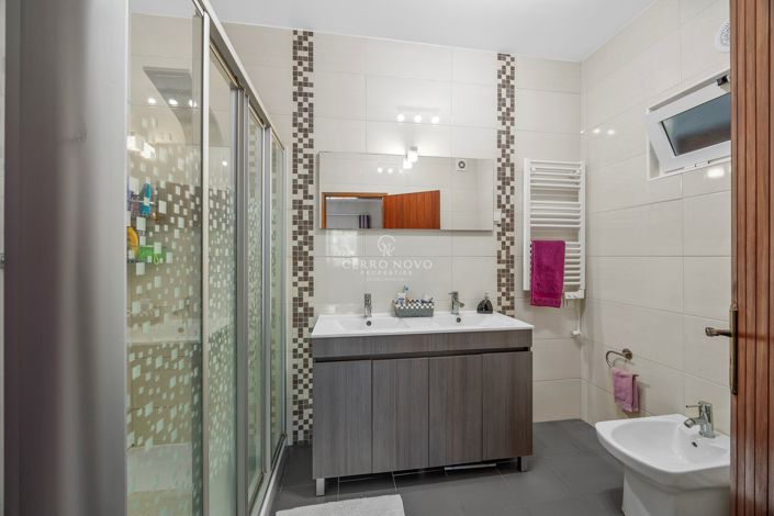 Image No.18-Villa de 4 chambres à vendre à Boliqueime