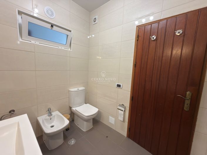 Image No.20-4 Bed Villa for sale