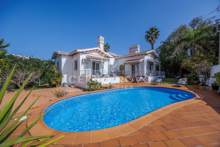 Image No.26-4 Bed Villa for sale
