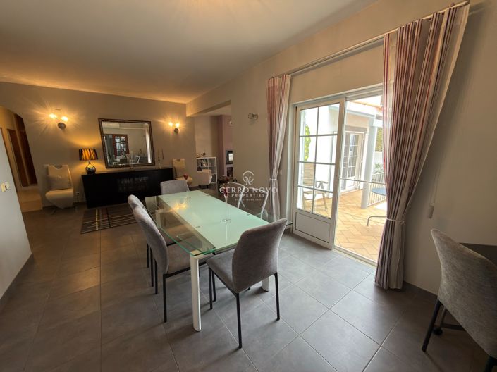 Image No.5-4 Bed Villa for sale