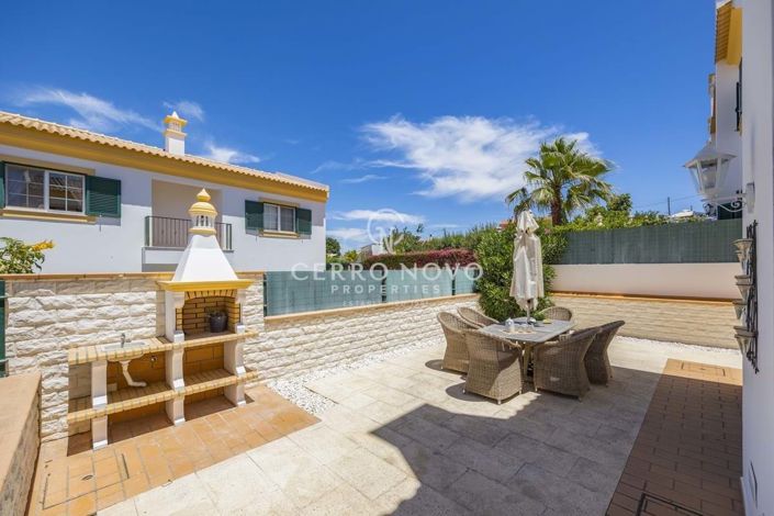 Image No.15-3 Bed Villa for sale