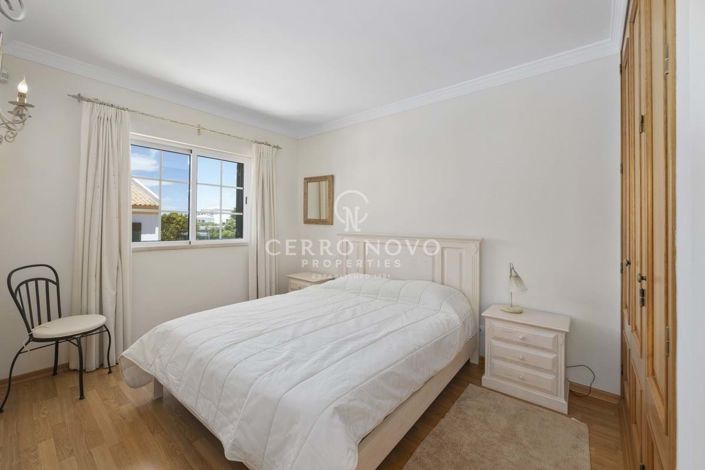 Image No.5-3 Bed Villa for sale