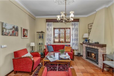 2419-354069-d4a7072701644bd18f6c9ffe77b802fa4