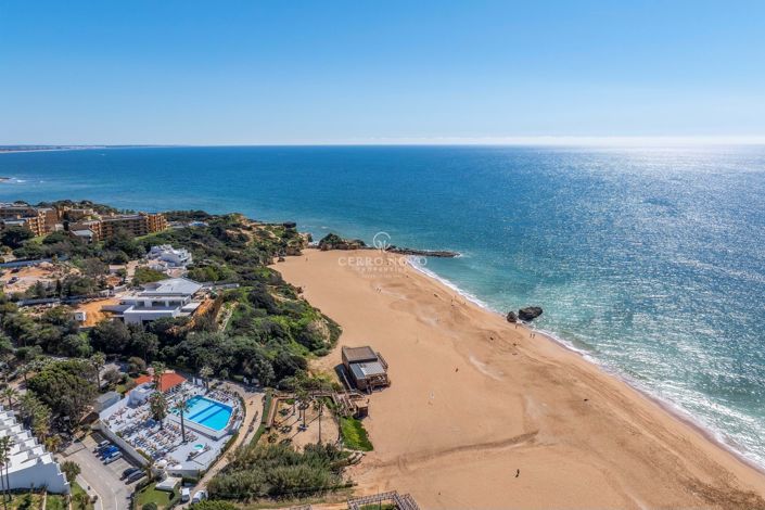 Image No.6-4 Bed Villa for sale