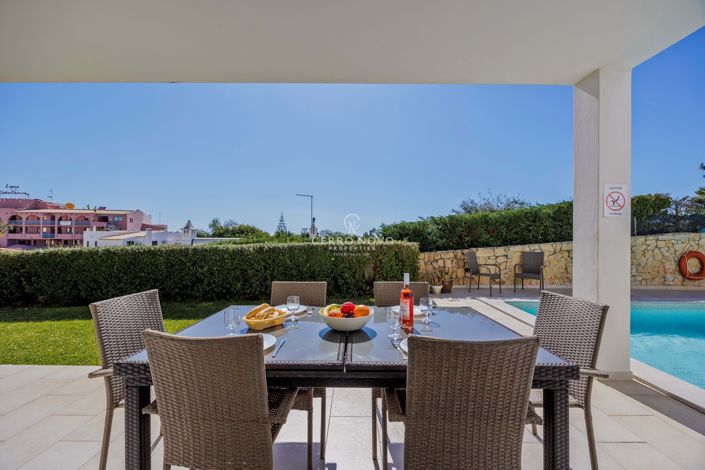 Image No.9-4 Bed Villa for sale