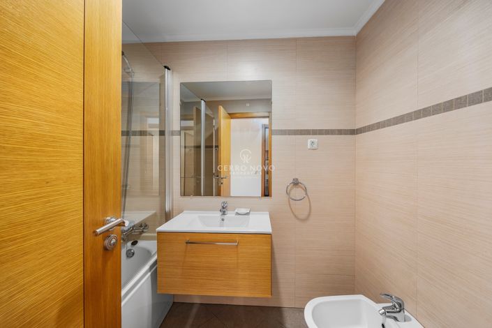 Image No.12-2 Bed Apartment for sale