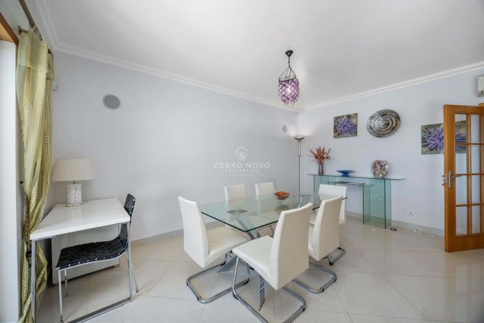 Image No.26-4 Bed Apartment for sale