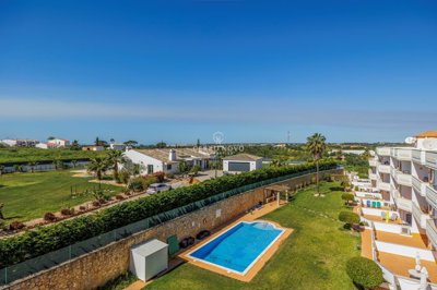 2419-371954-d4a7072701644bd18f6c9ffe77b802fa4