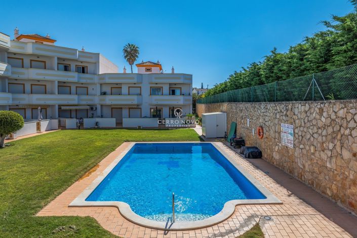 Image No.26-3 Bed Apartment for sale