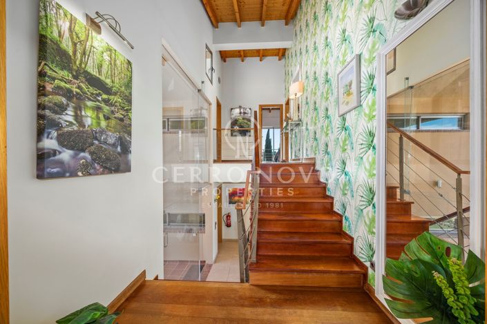 Image No.11-4 Bed Villa for sale