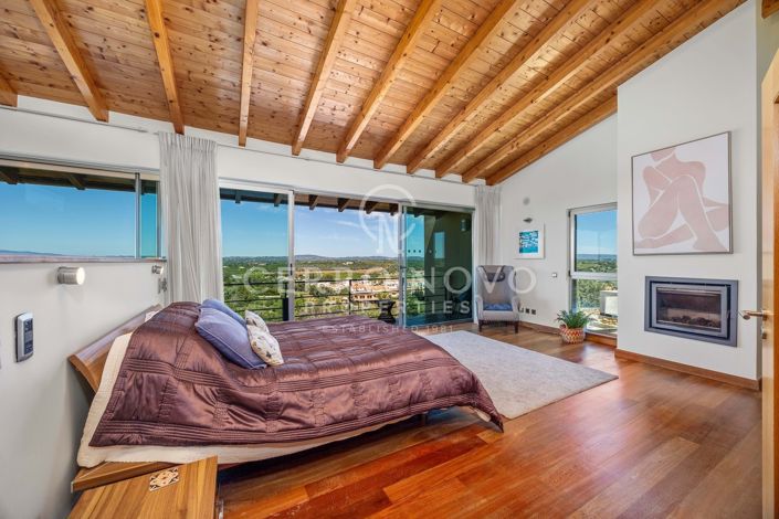 Image No.3-4 Bed Villa for sale