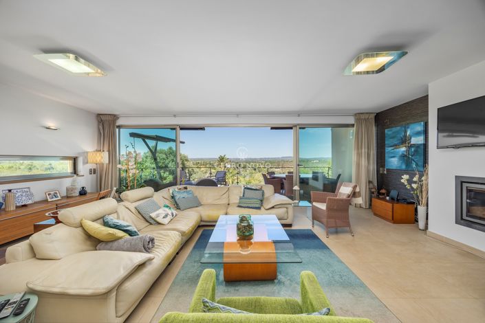 Image No.37-4 Bed Villa for sale