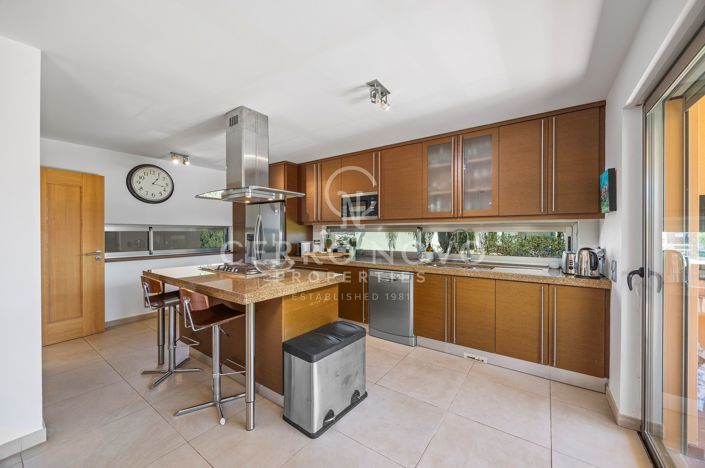 Image No.38-4 Bed Villa for sale