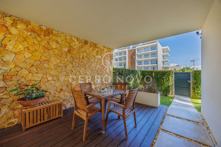 Image No.25-3 Bed Townhouse for sale