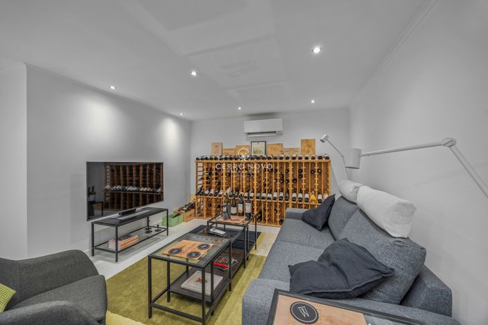 Image No.3-3 Bed Townhouse for sale