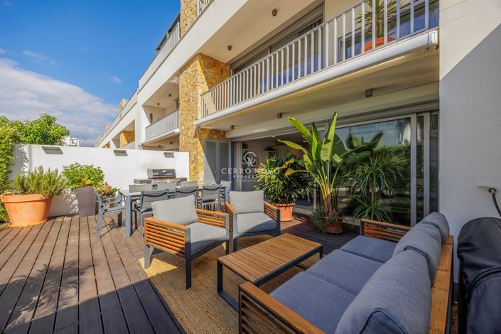 Image No.33-3 Bed Townhouse for sale