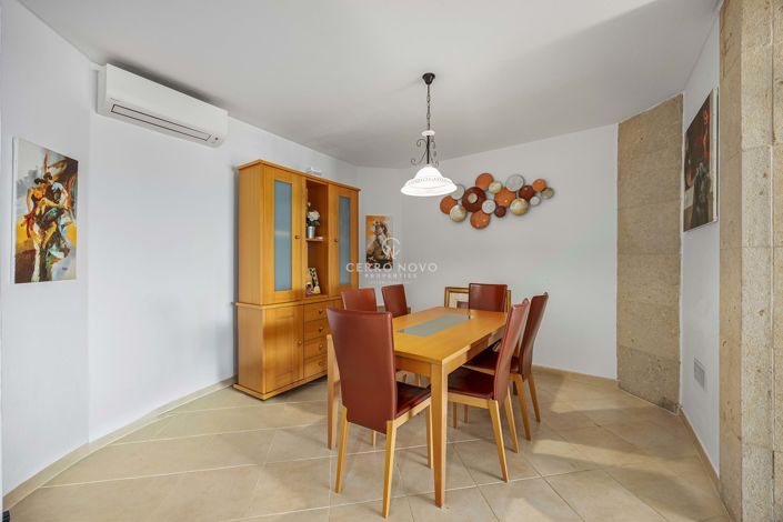 Image No.12-3 Bed Apartment for sale