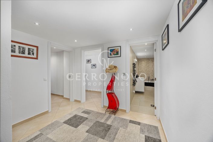 Image No.13-3 Bed Apartment for sale
