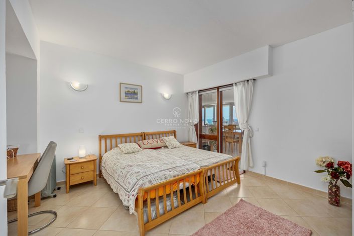 Image No.14-3 Bed Apartment for sale