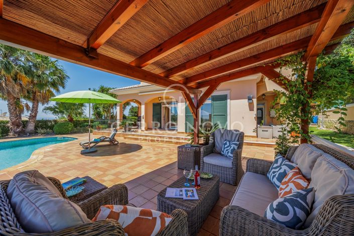 Image No.5-4 Bed Villa for sale