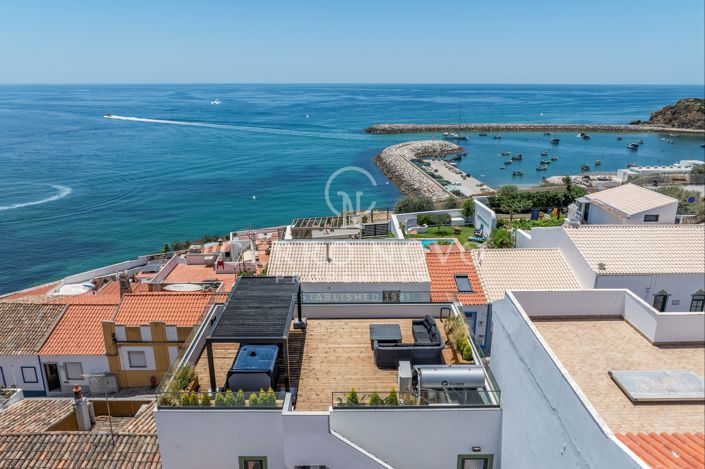 Image No.32-3 Bed Townhouse for sale