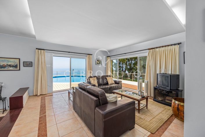 Image No.14-4 Bed Villa for sale
